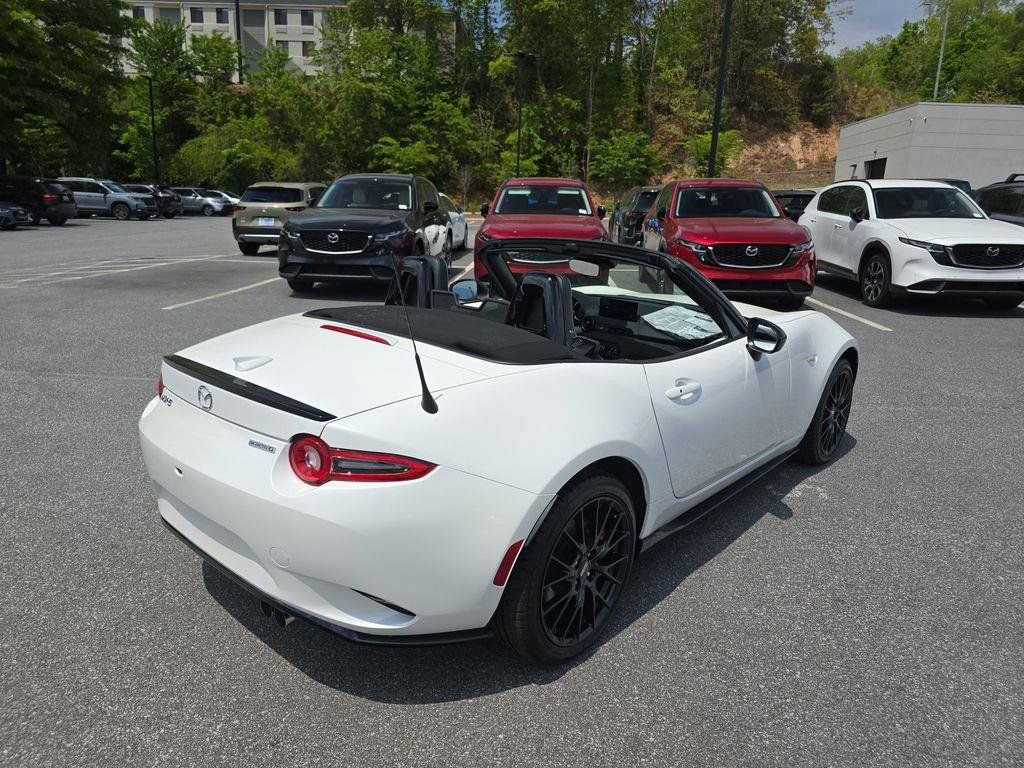 New 2026 MAZDA MX-5 Miata Club w/ Brembo/BBS Recaro Package RWD image 3