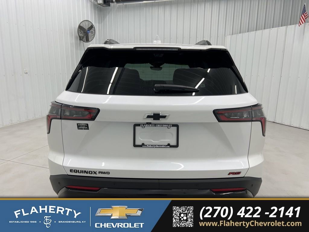 Used 2025 Chevrolet Equinox RS w/ Safety and Technology Package image 4