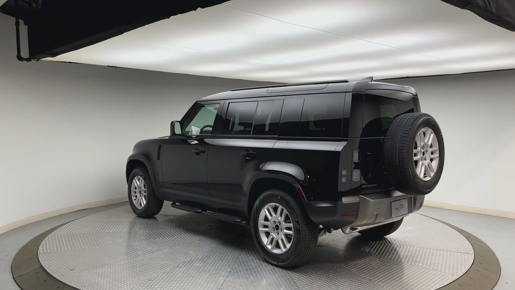 New 2026 Land Rover Defender 110 S AWD/4WD image 4
