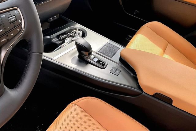 New 2026 Lexus UX 300h AWD image 8