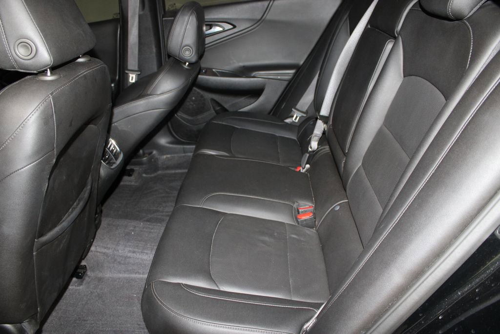 Used 2025 Chevrolet Malibu LT FWD image 18