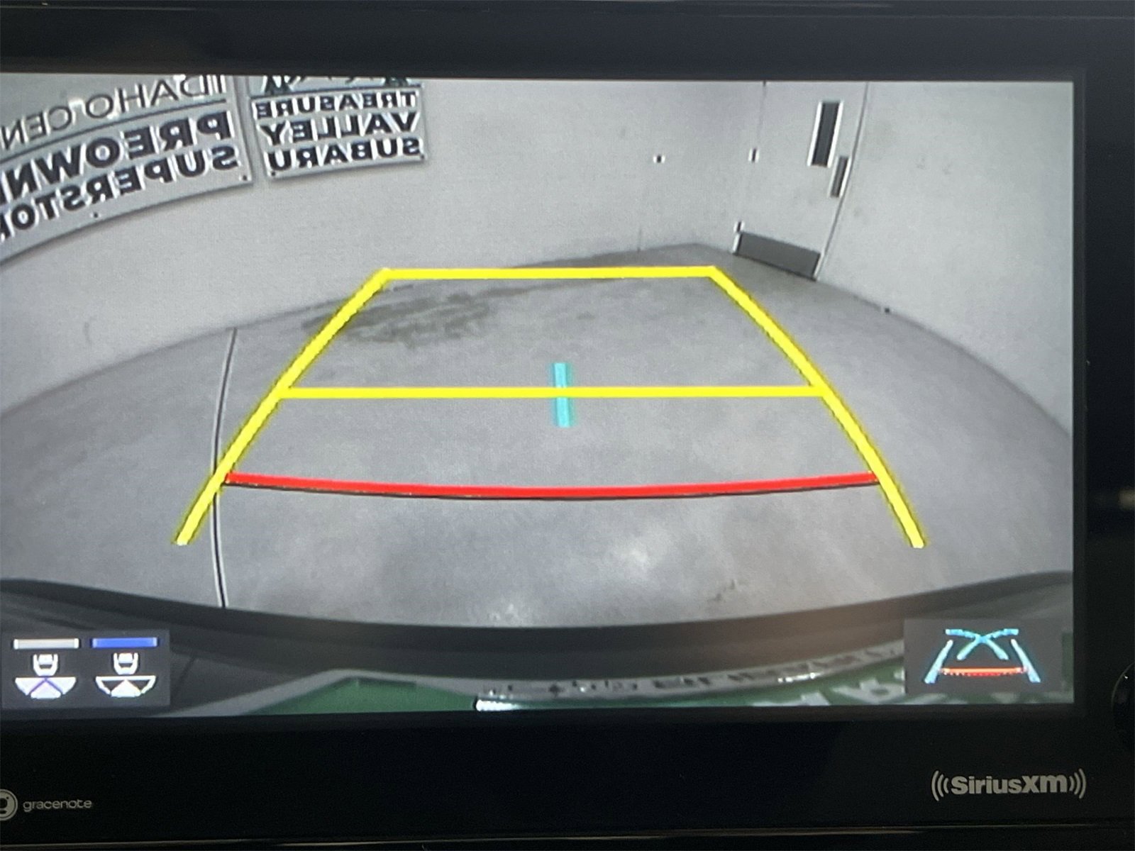 Used 2022 Toyota Corolla Cross XLE image 17