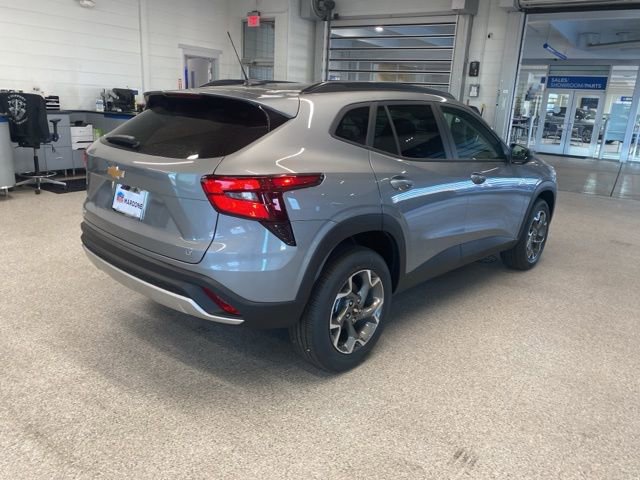 New 2025 Chevrolet Trax LT image 5