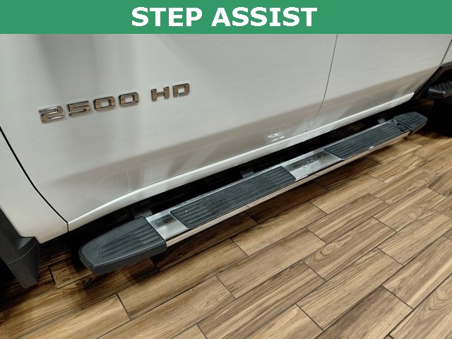 Used 2025 Chevrolet Silverado 2500 LT w/ Convenience Package image 10