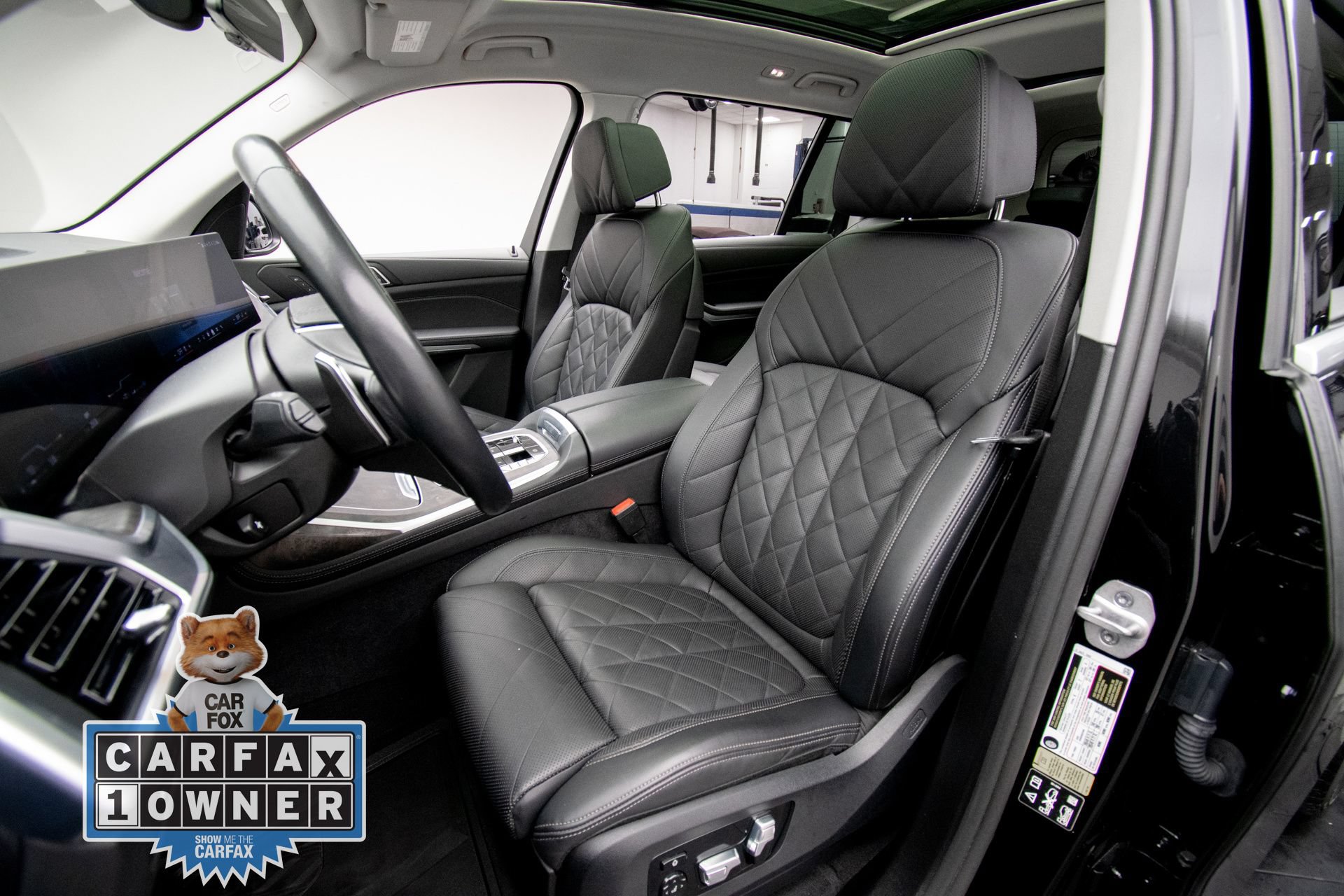 Used 2024 BMW X7 xDrive40i w/ Climate Comfort Package AWD/4WD image 12