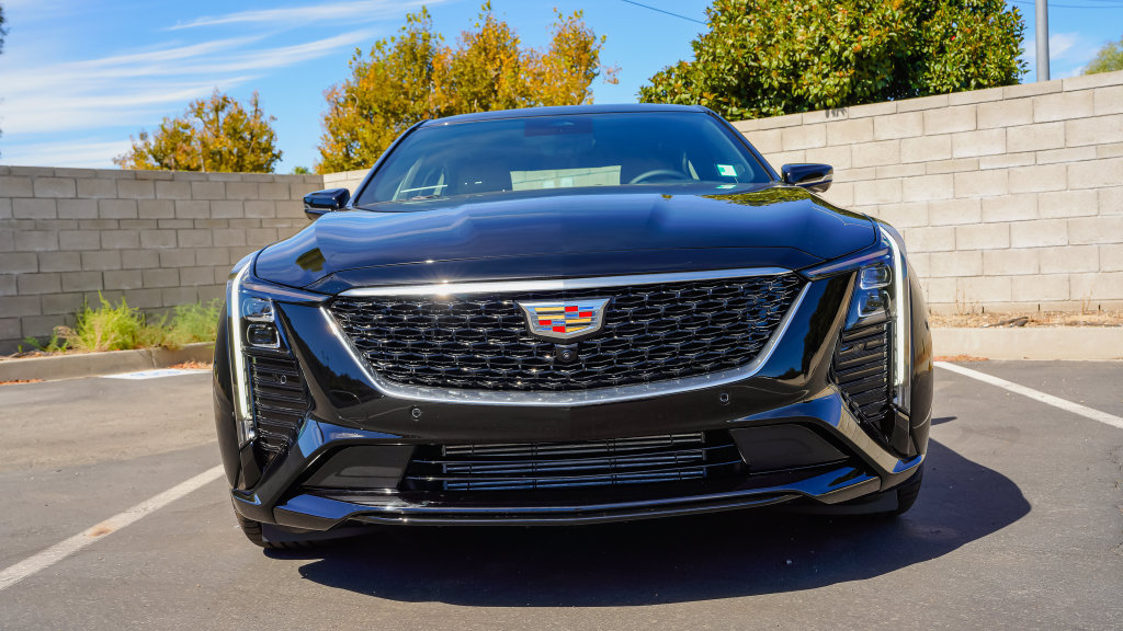 New 2026 Cadillac CT5 Premium Luxury w/ Technology Package AWD/4WD image 4