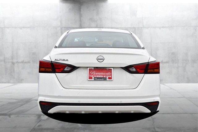 Certified 2025 Nissan Altima 2.5 SV FWD image 6