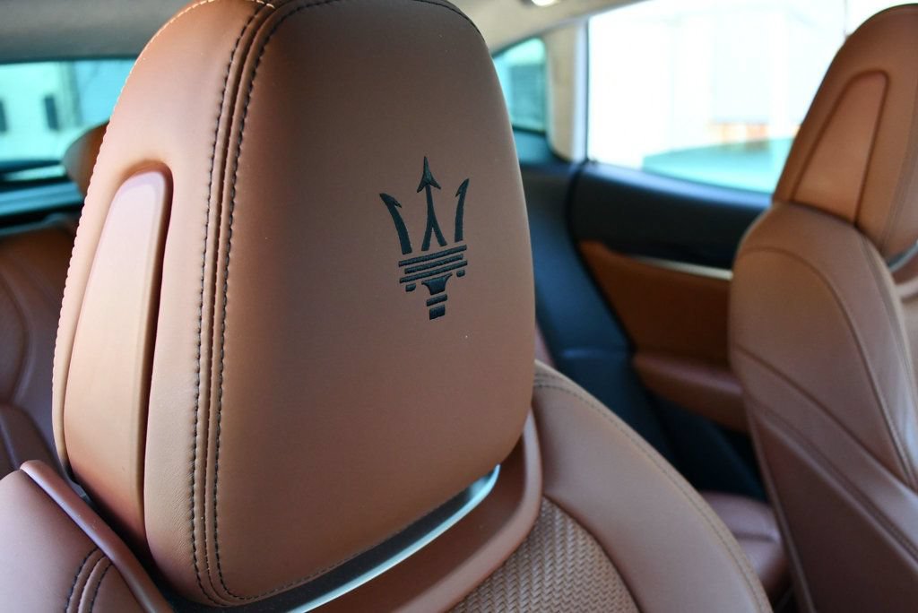 Used 2022 Maserati Levante Modena AWD/4WD image 73