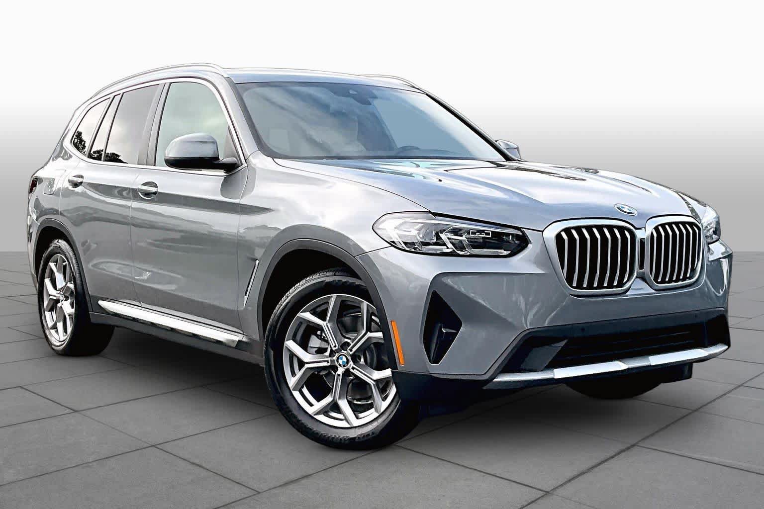 Used 2023 BMW X3 sDrive30i w/ Premium Package RWD image 3