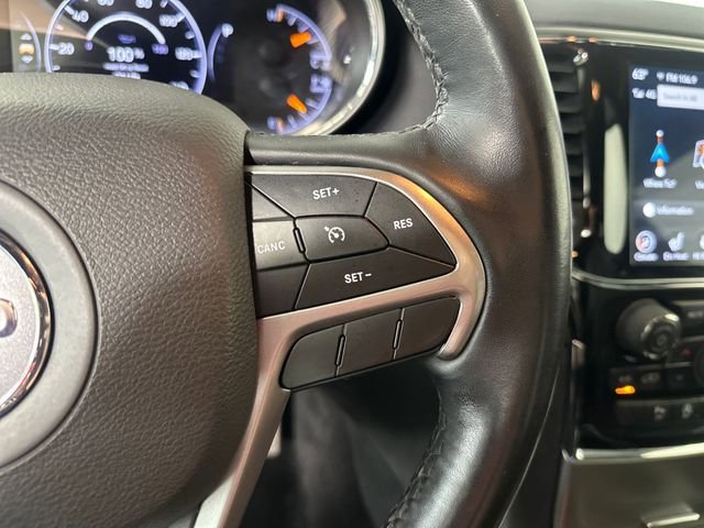 Used 2021 Jeep Grand Cherokee Laredo X AWD/4WD image 16