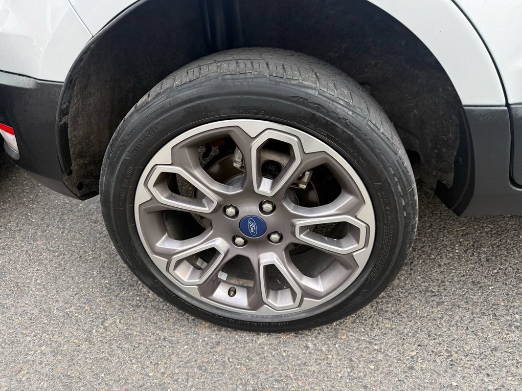 Used 2020 Ford EcoSport Titanium AWD/4WD image 24