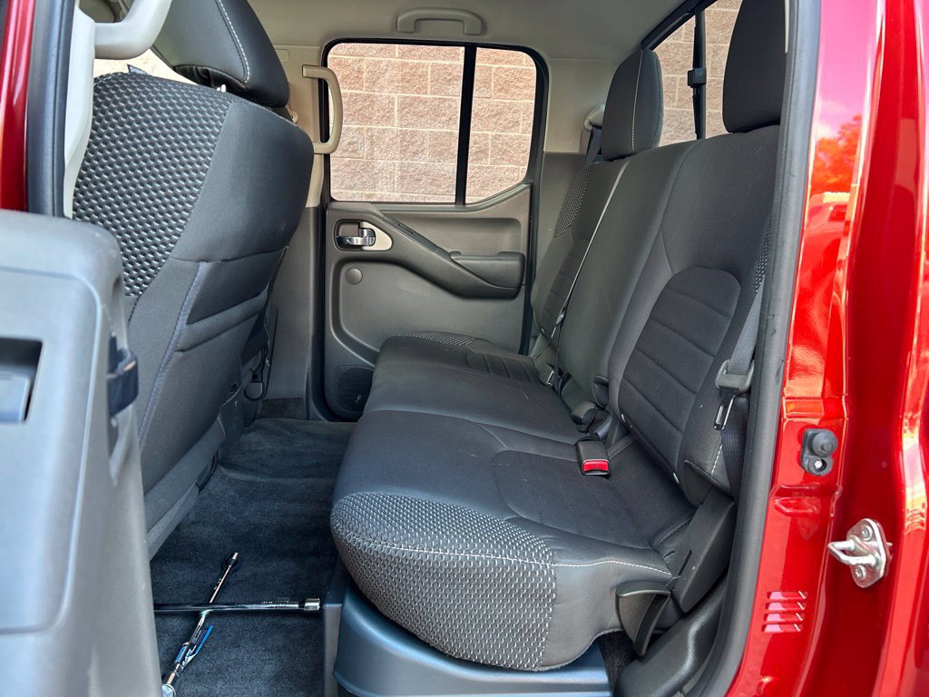 Used 2018 Nissan Frontier PRO-4X AWD/4WD image 26
