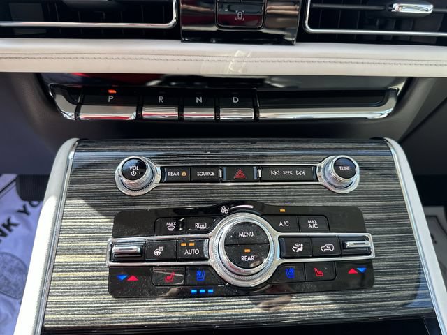 Used 2024 Lincoln Aviator Black Label AWD/4WD image 25