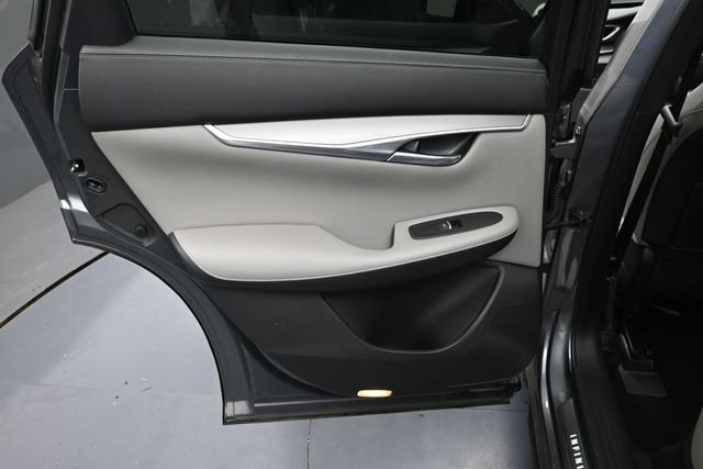 Used 2023 INFINITI QX50 Luxe w/ Accent Package FWD image 29