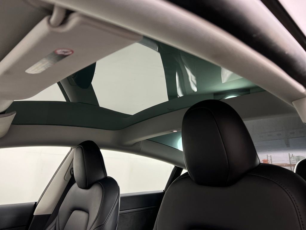 Used 2023 Tesla Model 3 Standard Range image 22