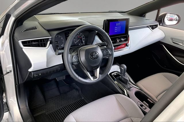 Used 2025 Toyota Corolla SE FWD image 14