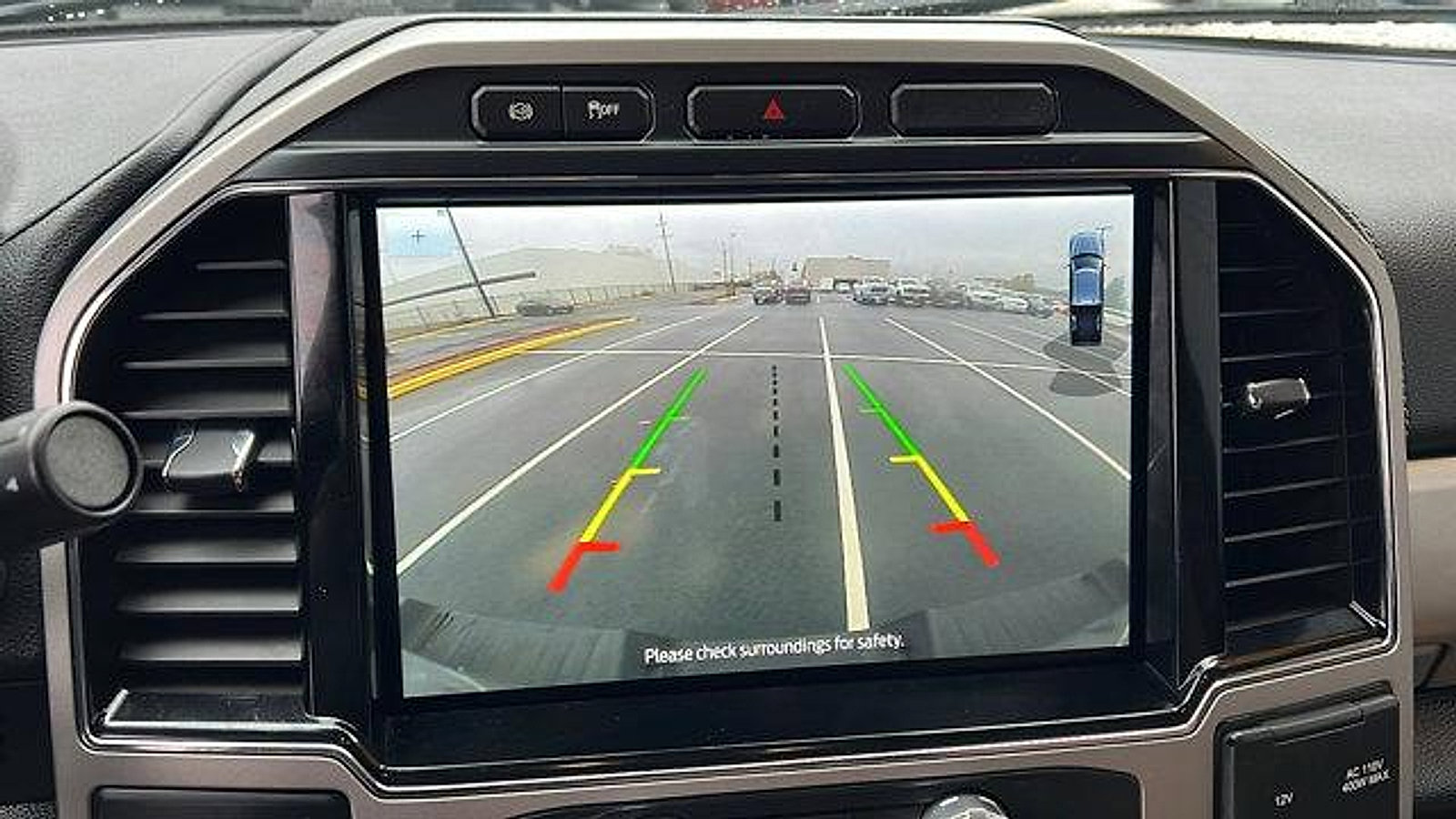 Used 2022 Ford F250 Lariat image 23