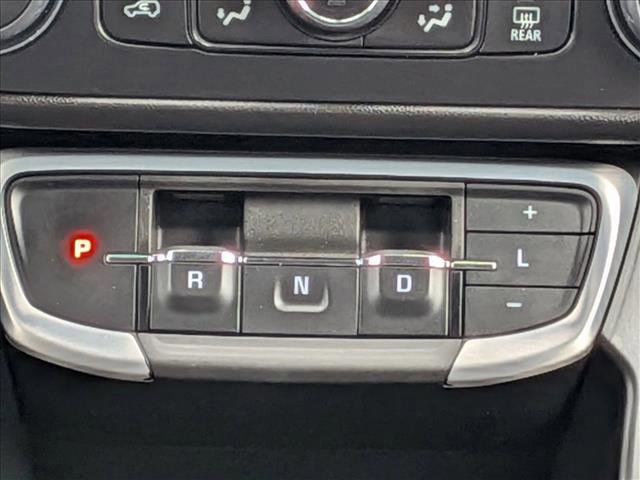 Used 2024 GMC Terrain SLT AWD/4WD image 12