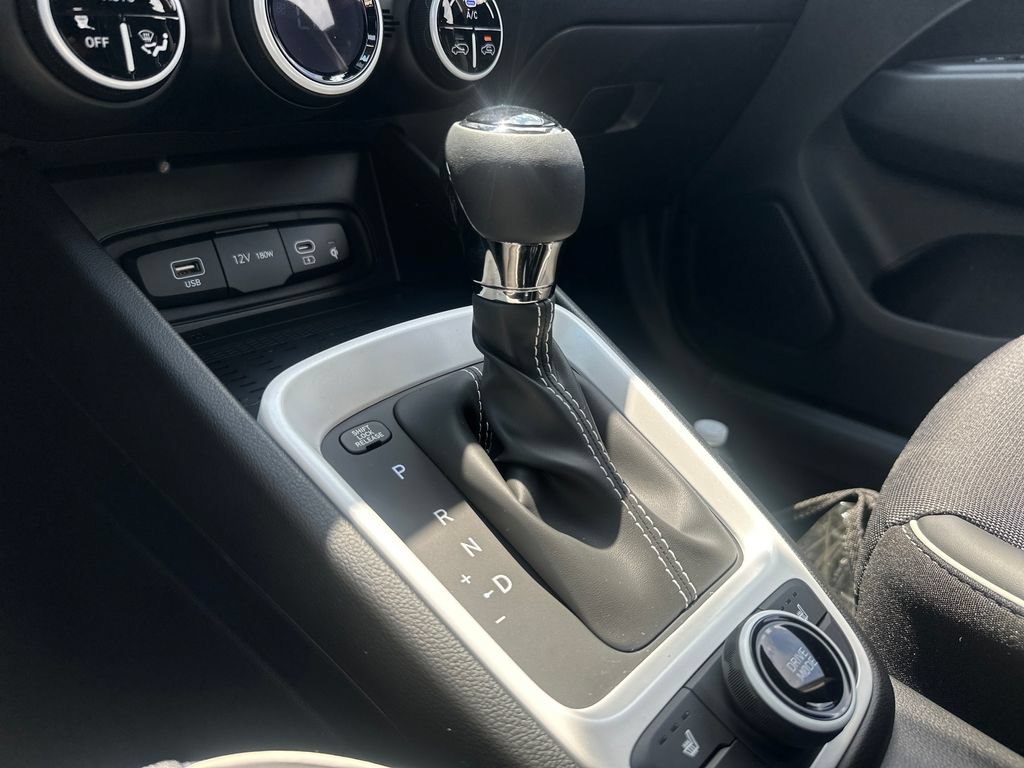 New 2026 Hyundai Venue SEL FWD image 19