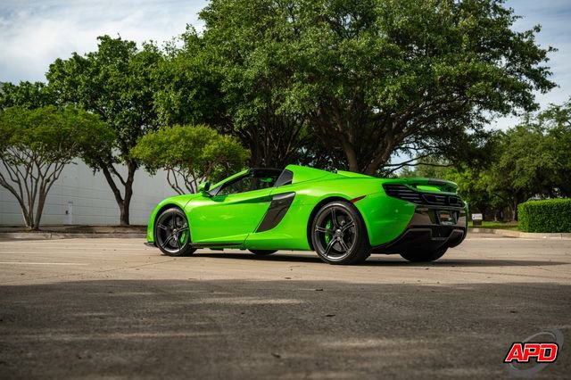 Used 2015 McLaren 650S Spider image 10