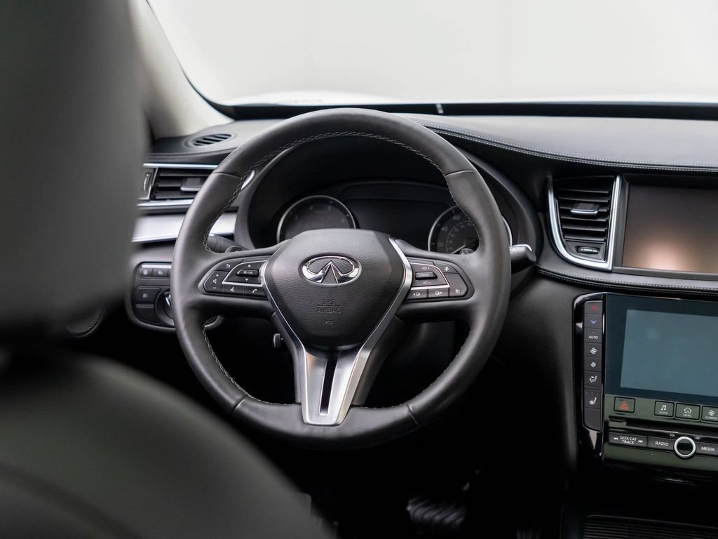 Used 2019 INFINITI QX50 Essential w/ Premium Heat Package AWD/4WD image 11