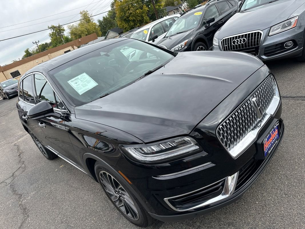 Used 2019 Lincoln Nautilus Reserve image 8