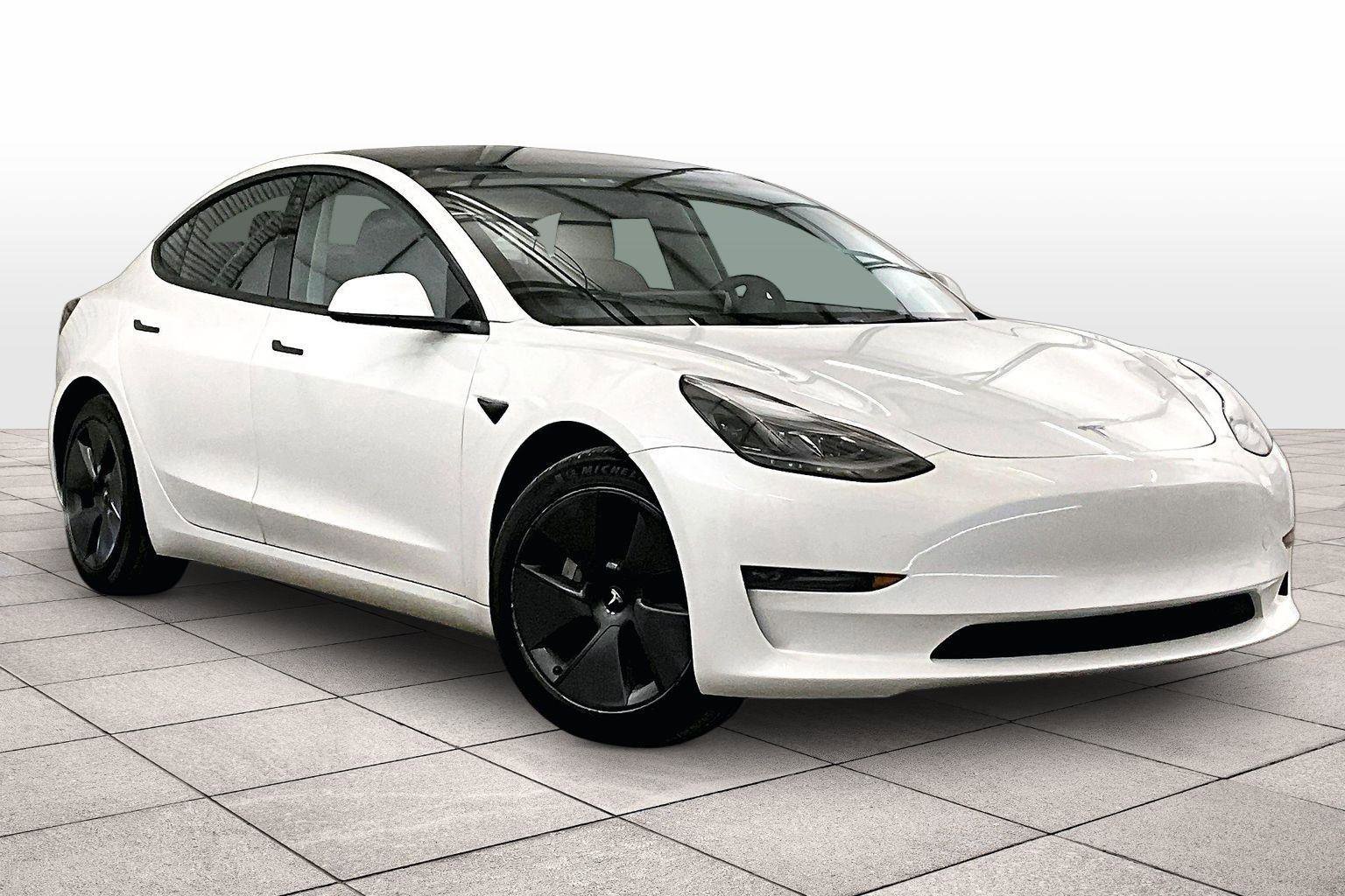 Used 2023 Tesla Model 3 Long Range image 2