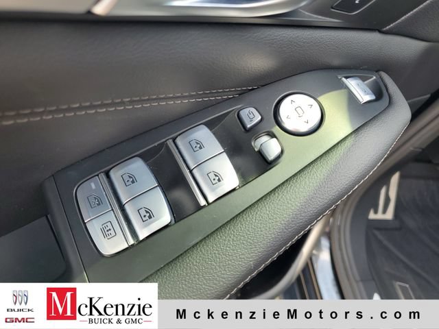 Used 2021 BMW X7 xDrive40i w/ M Sport Package AWD/4WD image 9