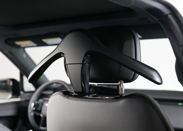 New 2025 Land Rover Range Rover Sport SE image 11