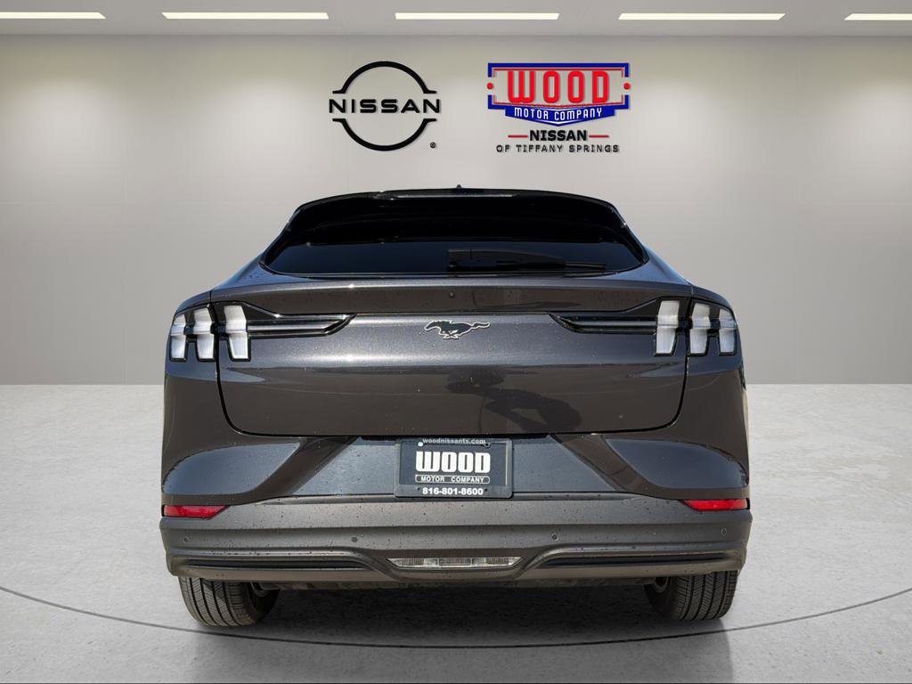 Used 2022 Ford Mustang Mach-E Select image 3