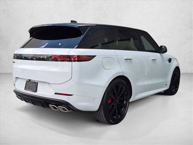 Used 2026 Land Rover Range Rover Sport Dynamic SE AWD/4WD image 5