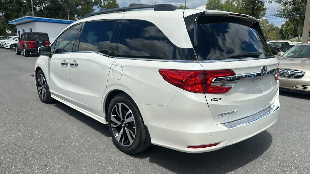 Used 2018 Honda Odyssey Elite image 12