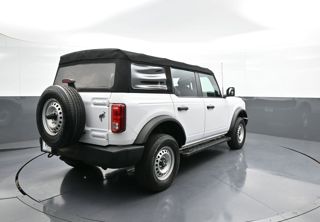 Used 2021 Ford Bronco Base image 6