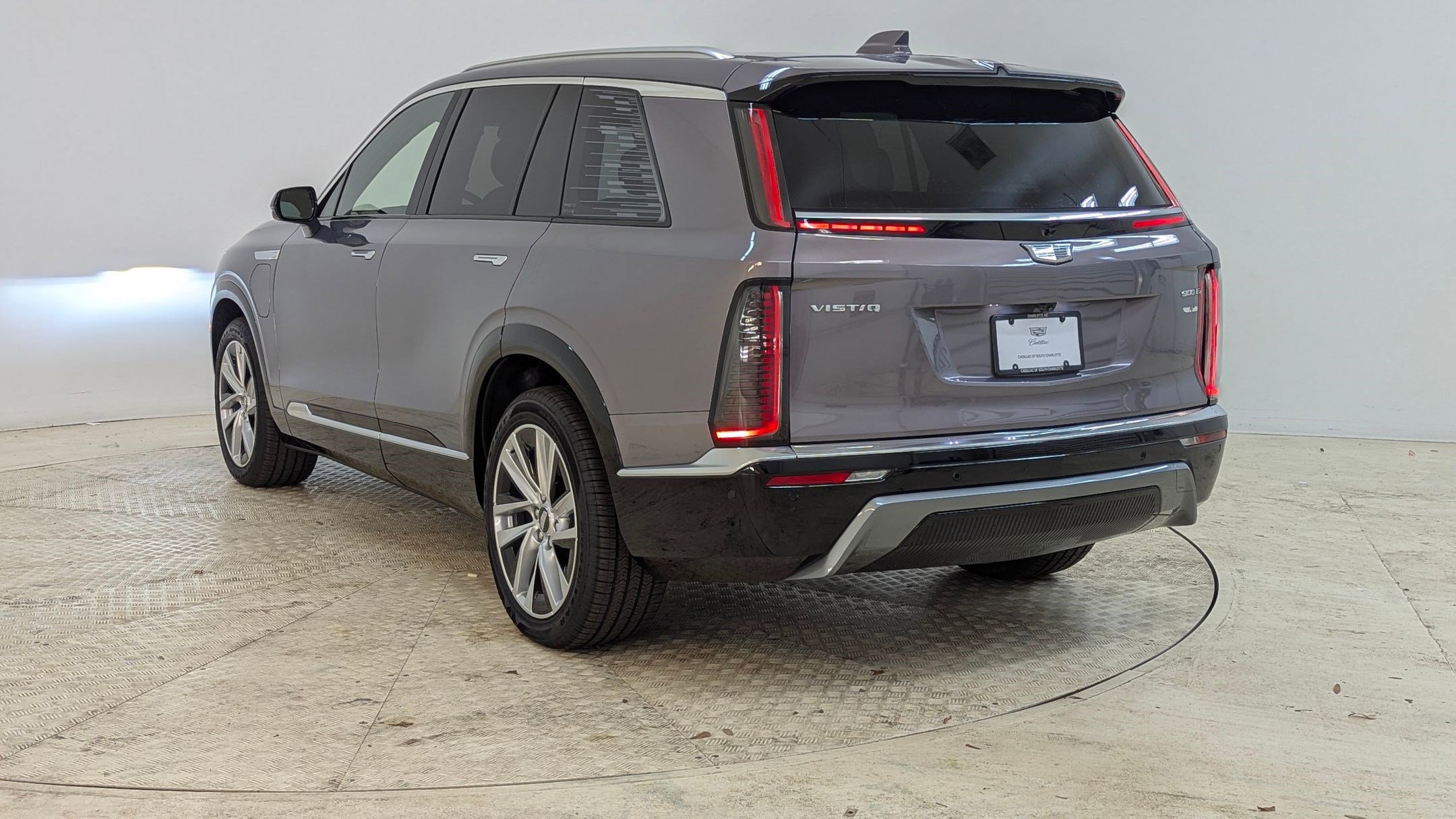 New 2026 Cadillac Vistiq Luxury image 3