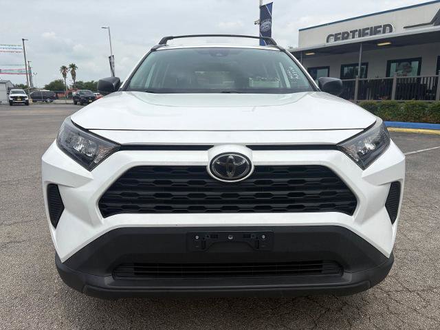 Used 2020 Toyota RAV4 LE w/ Carpet Mat Package AWD/4WD image 8