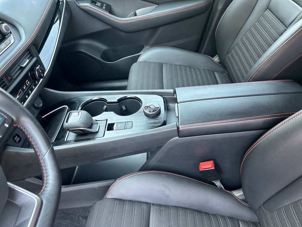 Used 2025 Nissan Rogue Rock Creek w/ Rock Creek Premium Package image 32