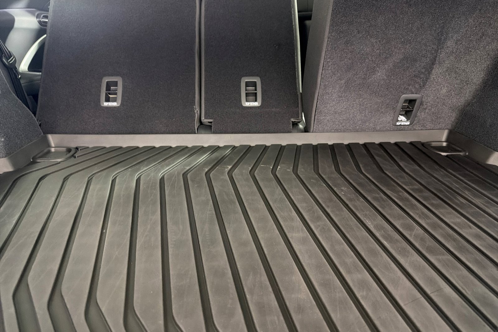 Used 2025 Audi Q5 Premium Plus w/ Premium Plus image 14