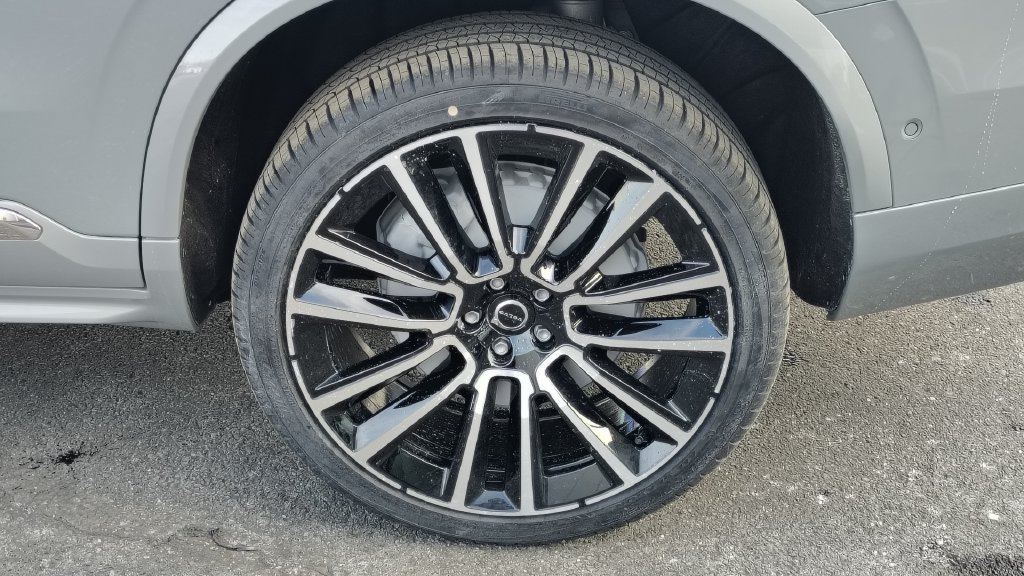 New 2026 Volvo XC90 B6 Plus AWD/4WD image 32