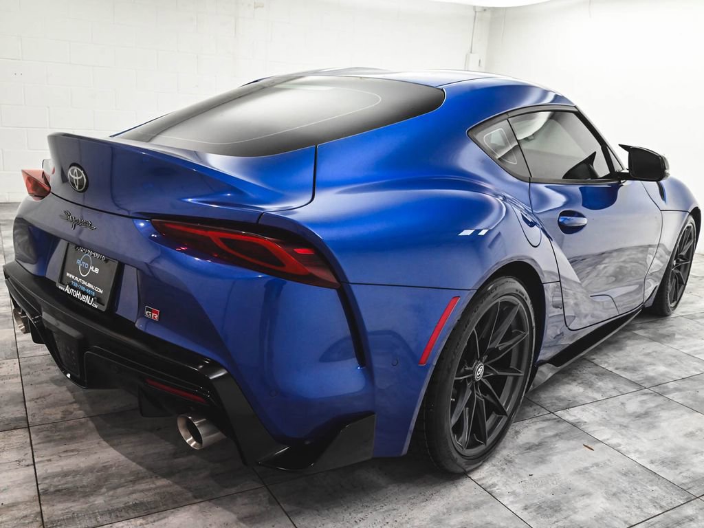 Used 2023 Toyota Supra Premium w/ Driver Assist Package image 4