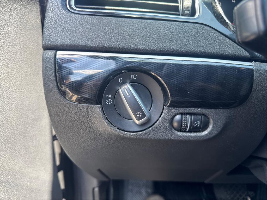 Used 2018 Volkswagen Jetta Sport image 16