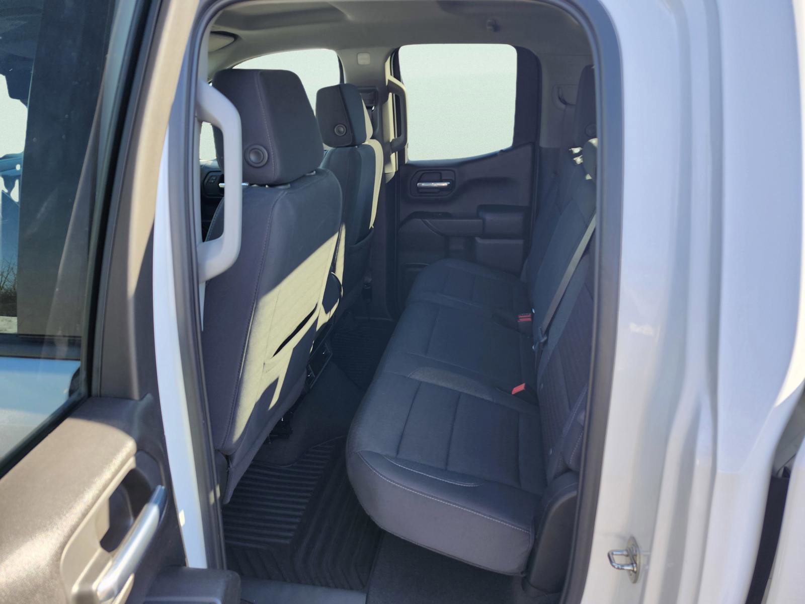 Used 2023 Chevrolet Silverado 1500 Custom w/ LPO, Dark Essentials Package AWD/4WD image 11