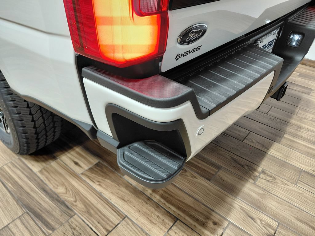 New 2026 Ford F350 Platinum w/ FX4 Off-Road Package AWD/4WD image 21