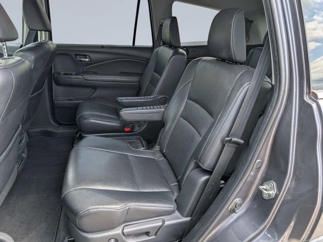 Used 2017 Honda Pilot Elite image 11