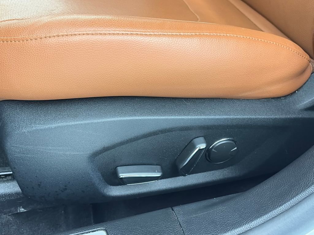 Used 2020 Ford Fusion Titanium FWD image 26