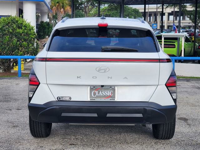Used 2025 Hyundai Kona SEL image 6