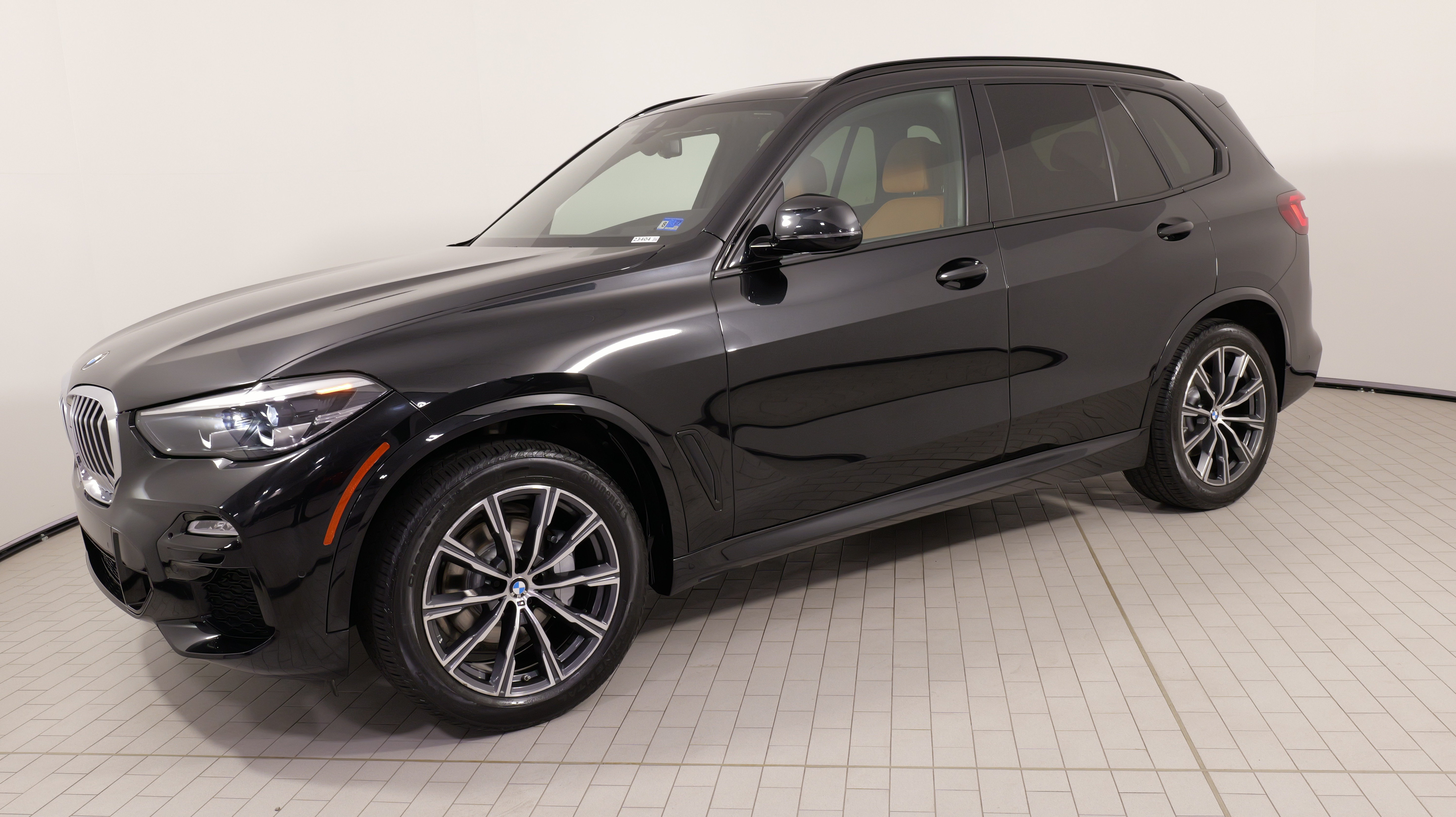 Used 2020 BMW X5 xDrive40i w/ M Sport Package