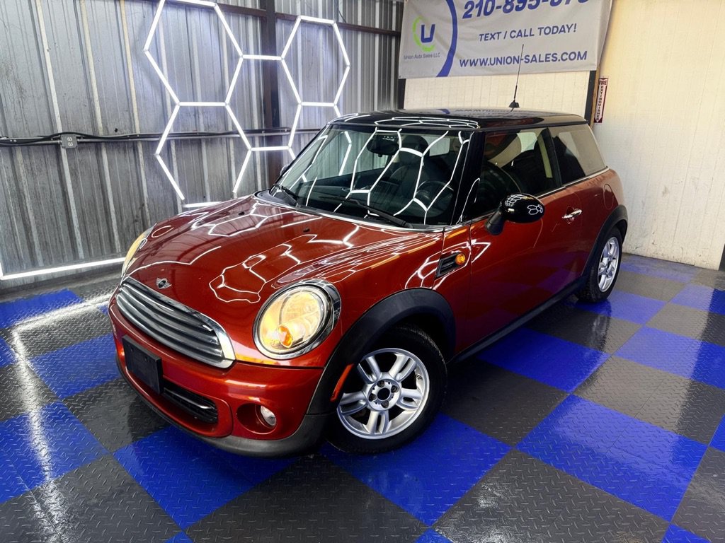 Used 2011 MINI Cooper Hardtop