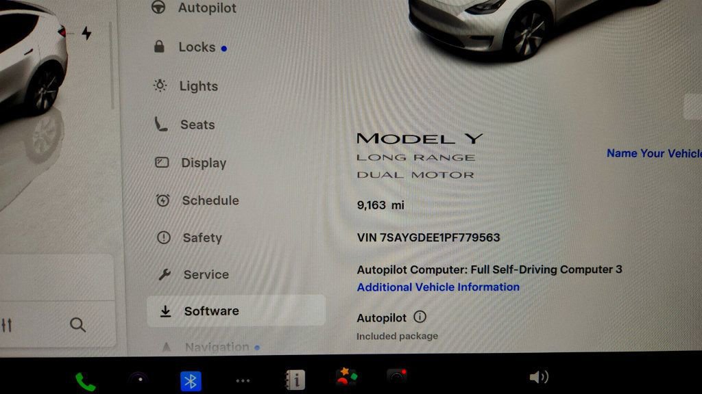 Used 2023 Tesla Model Y AWD image 14