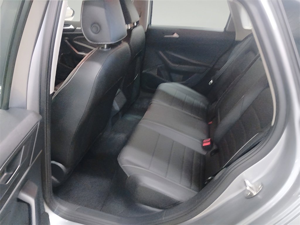 Used 2024 Volkswagen Jetta SE image 20