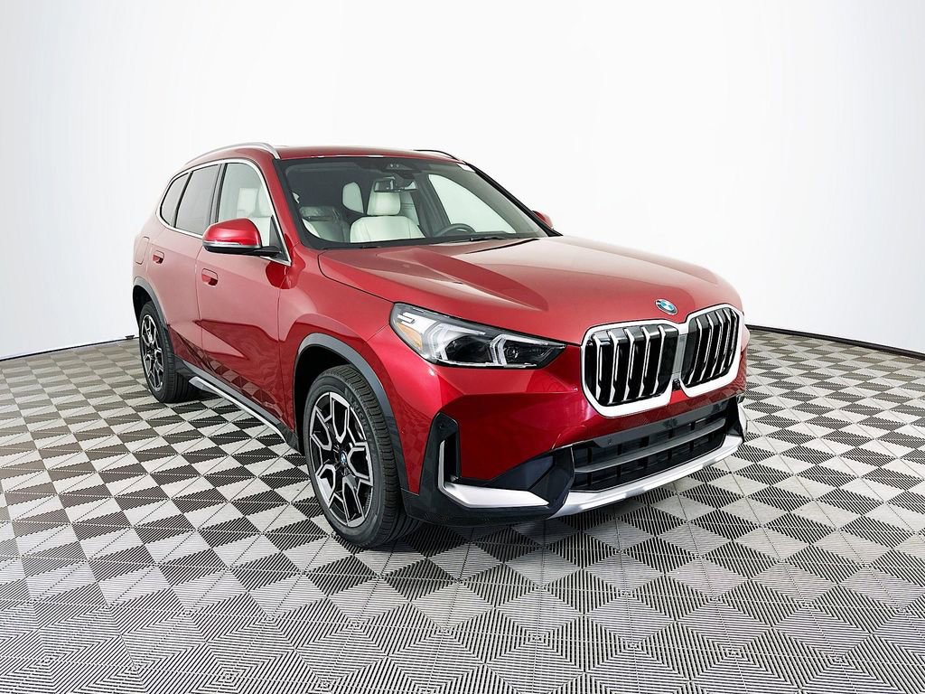 Used 2026 BMW X1 xDrive28i w/ Technology Package image 1